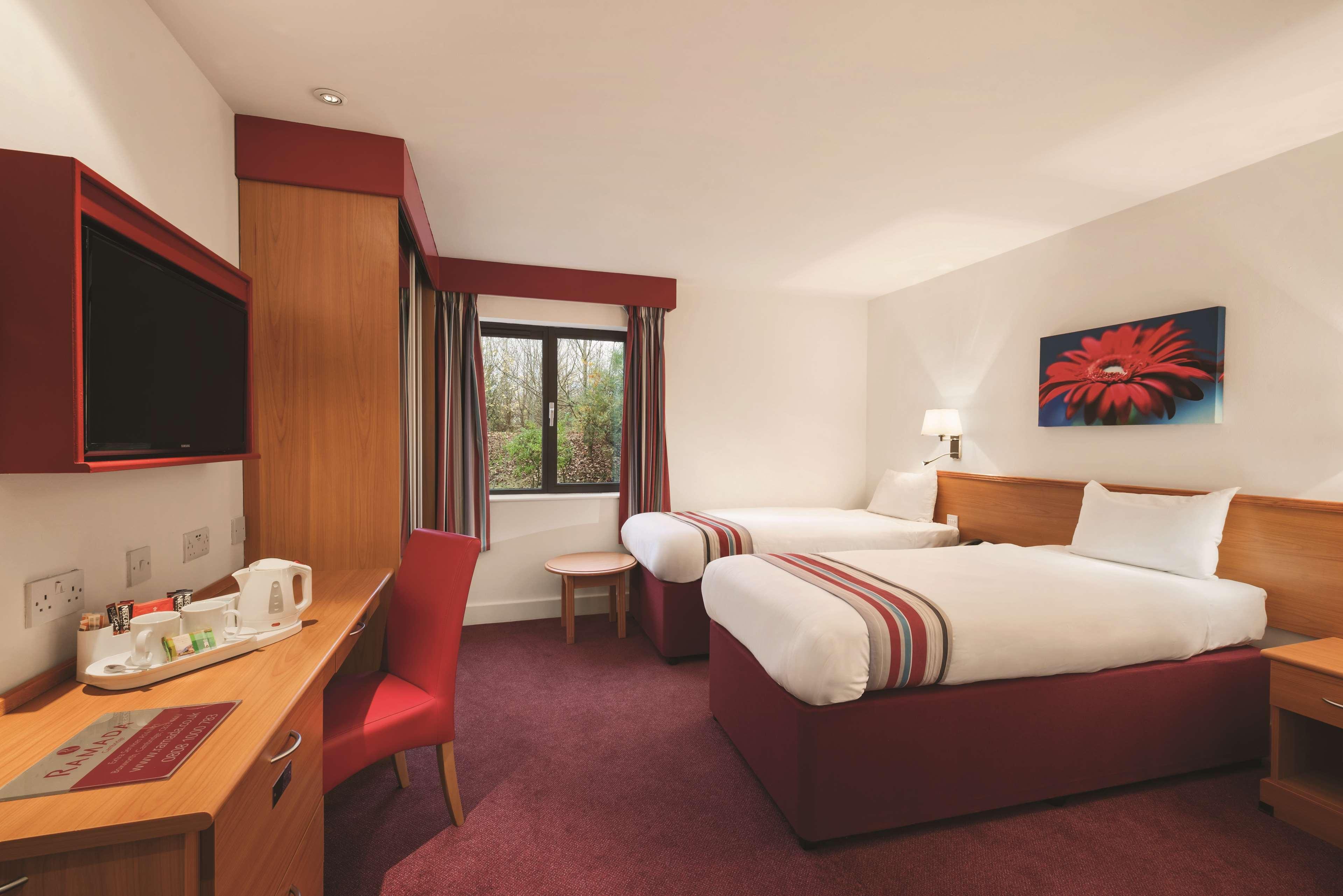 Ramada By Wyndham Cambridge Hotel