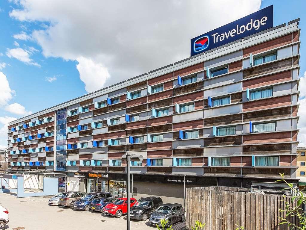 Travelodge 3*