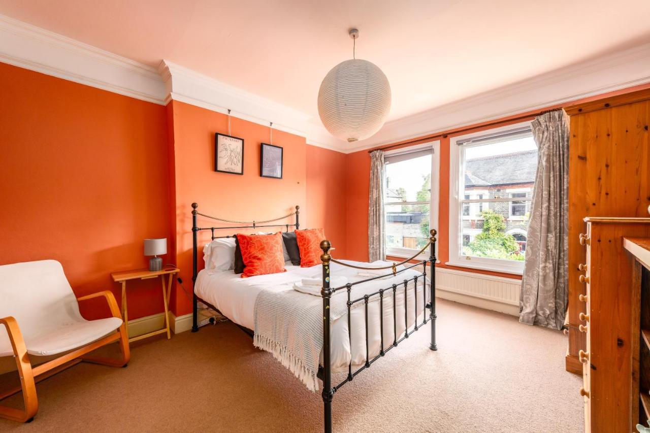 5 Bed House Apartment *
