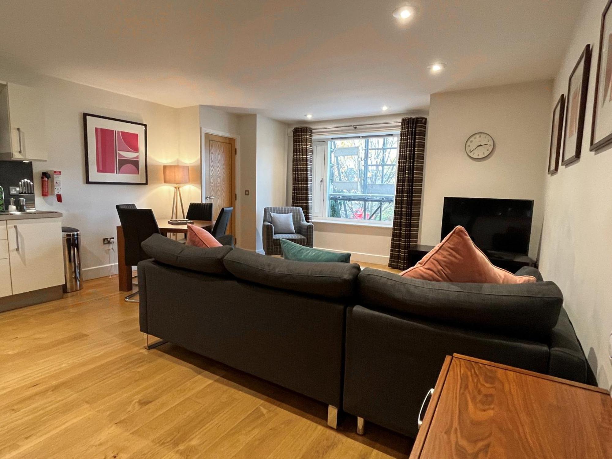 Your Space - The Hamilton's * Cambridge (Cambridgeshire)