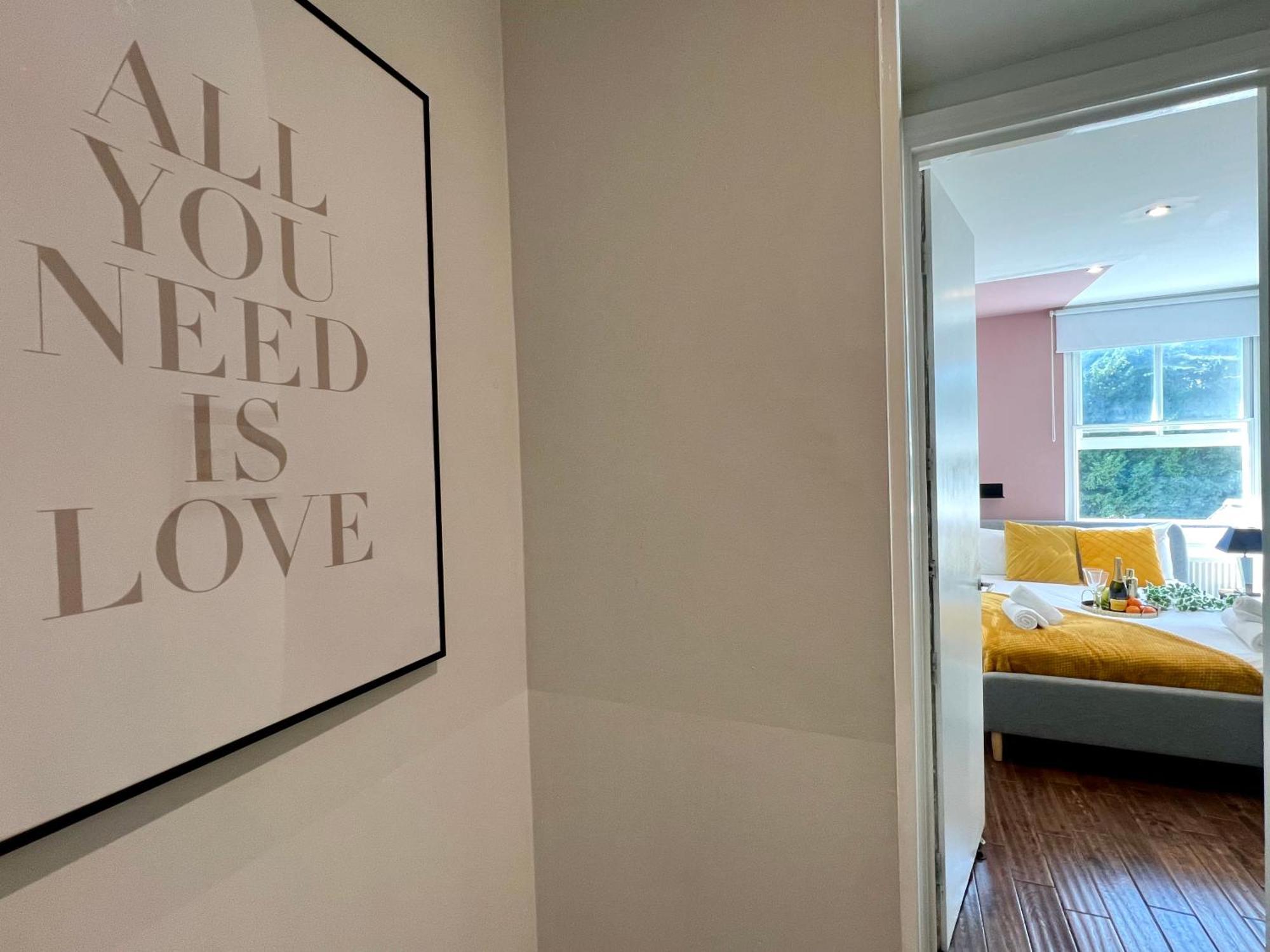 - 2br Super Flats In *