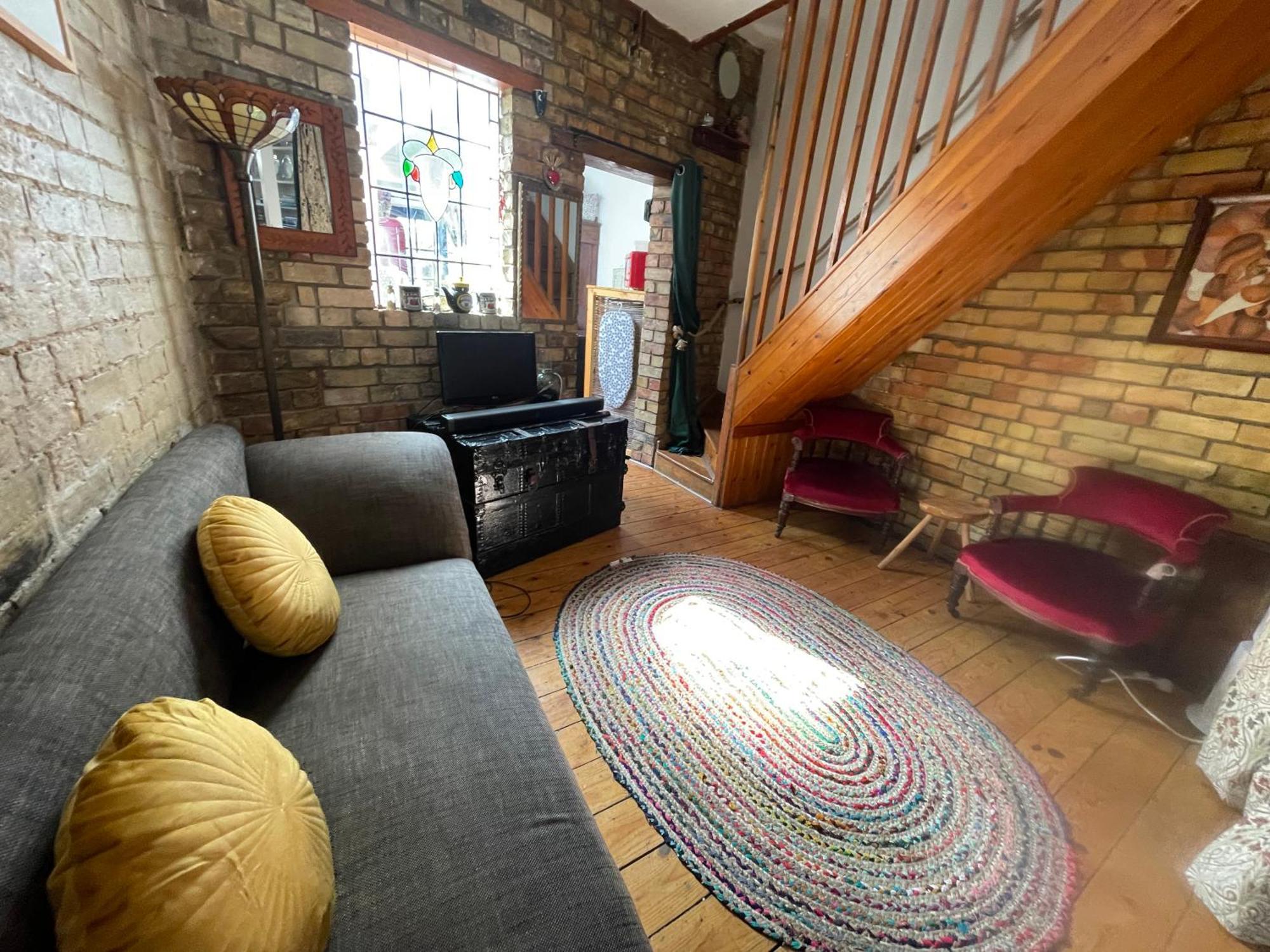 Holiday home Charming Victorian Terraced House - Very - Homehost