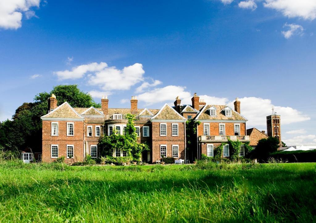 Anstey Hall Bed & Breakfast