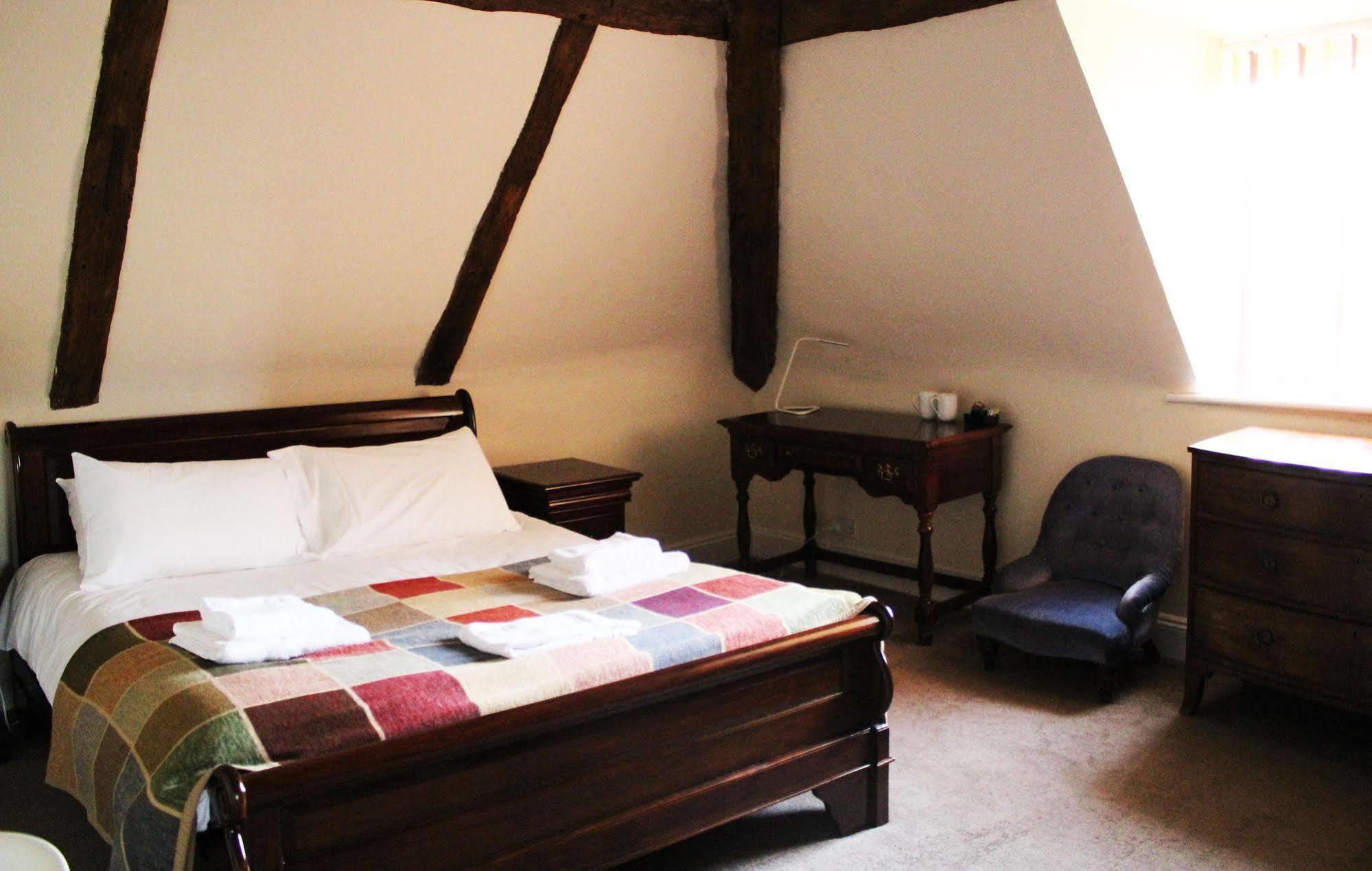 Bed & Breakfast Anstey Hall 4*