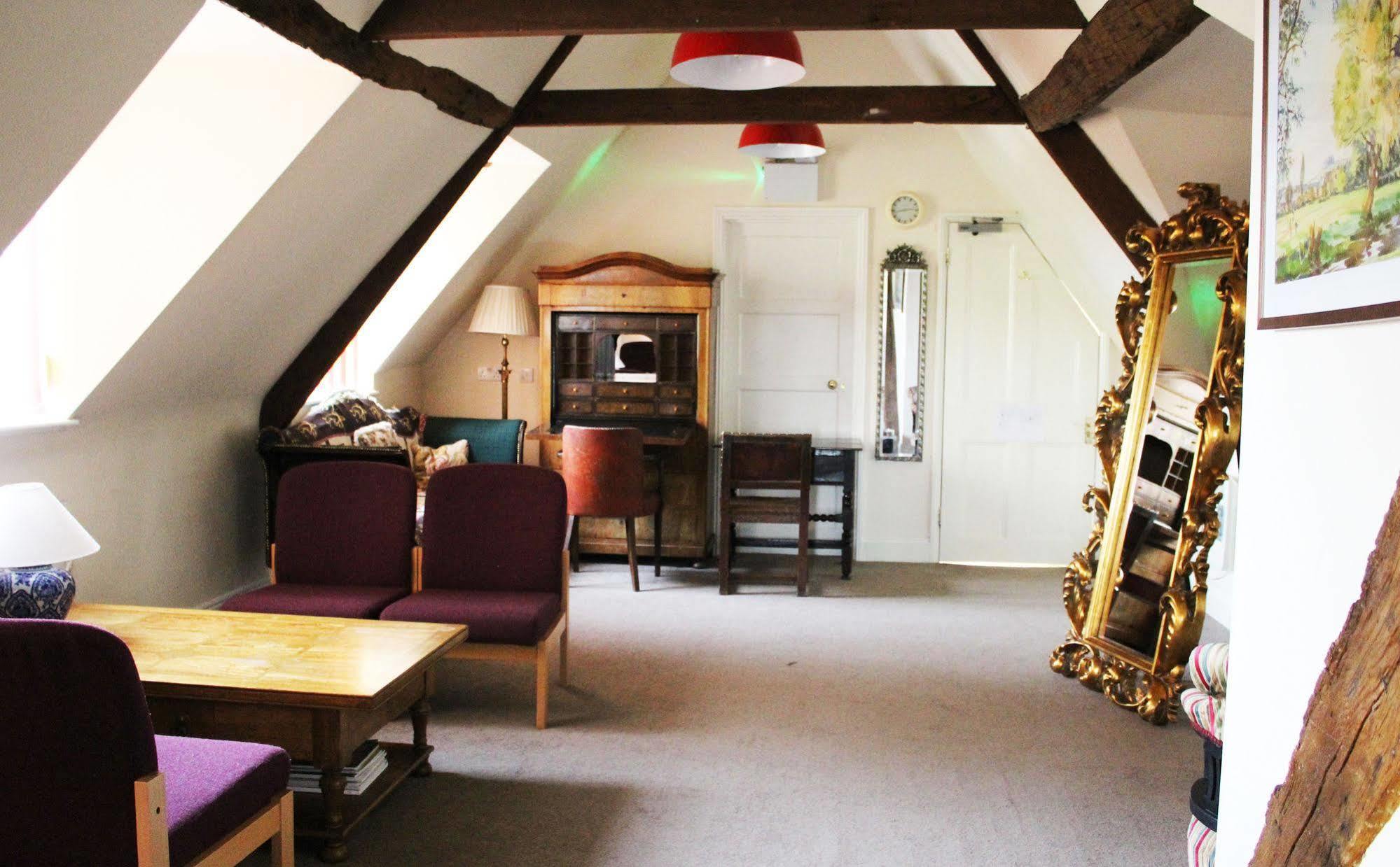 Bed & Breakfast Anstey Hall 4*