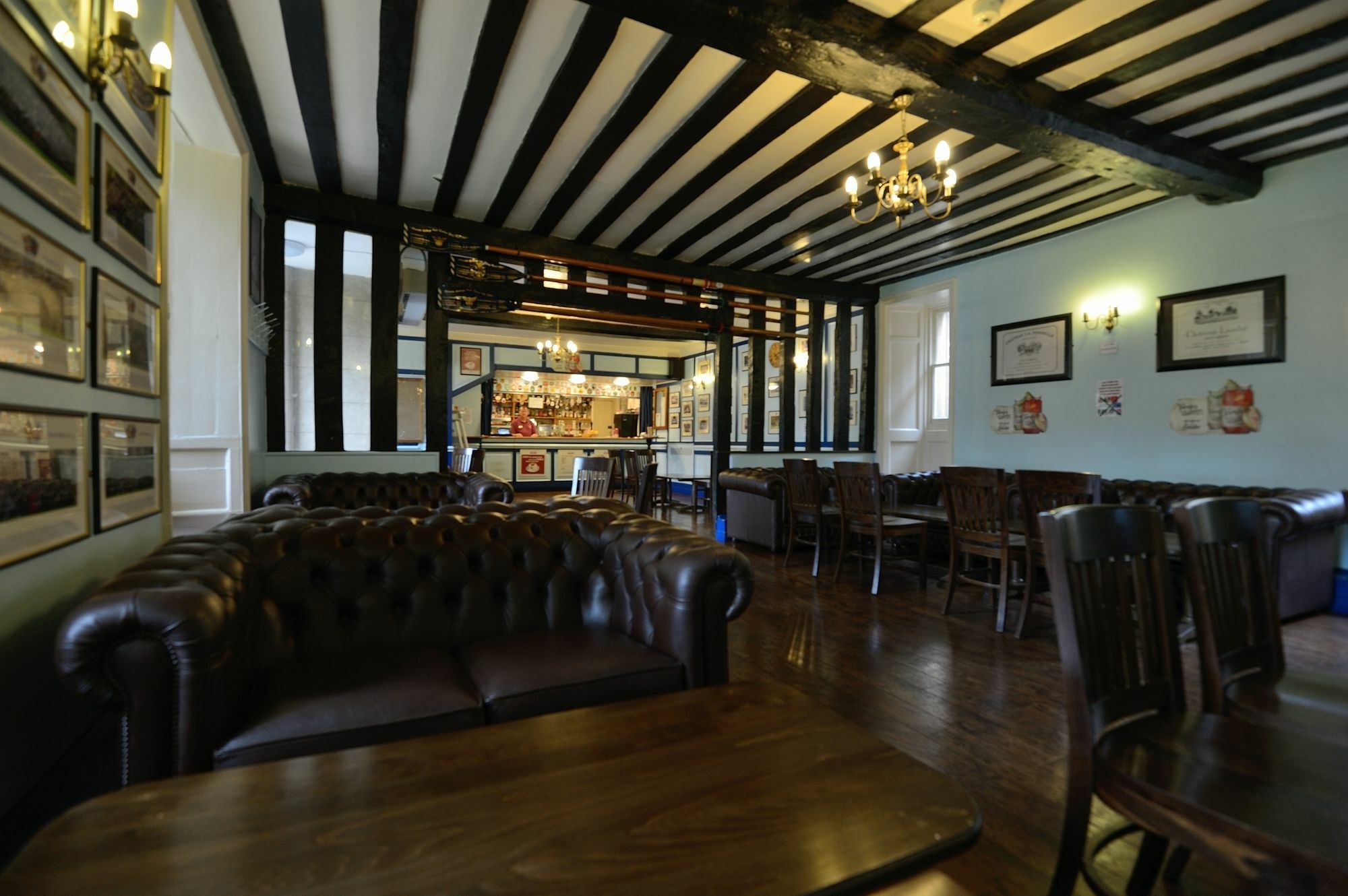 Christ's College 3*