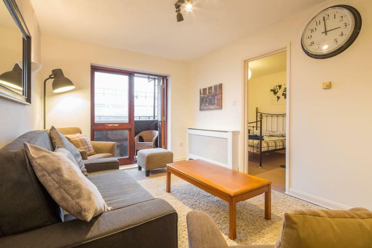 Super Flat For Up To 4 People * Cambridge (Cambridgeshire)