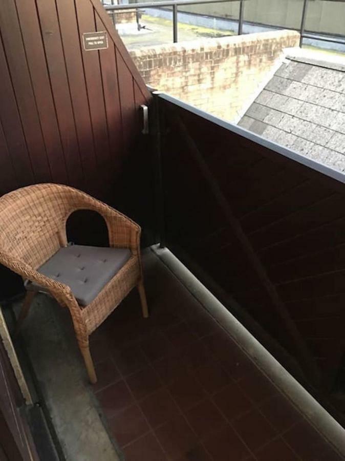 Super Flat For Up To 4 People Apartment *