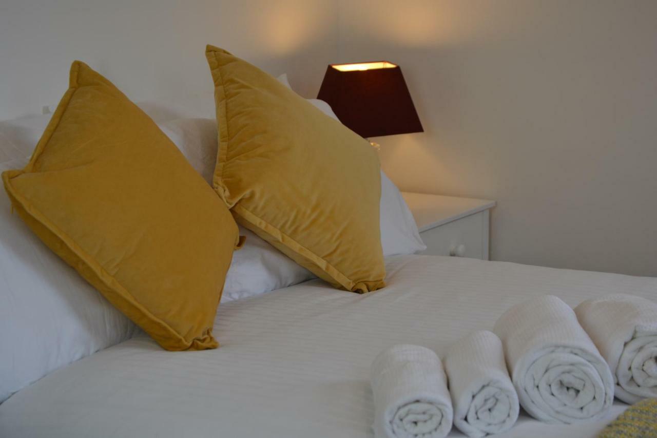 Epicsa - Family & Corporate Mews With Free Parking Apartment