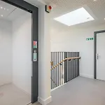 Stunning Central Apt - With Parking